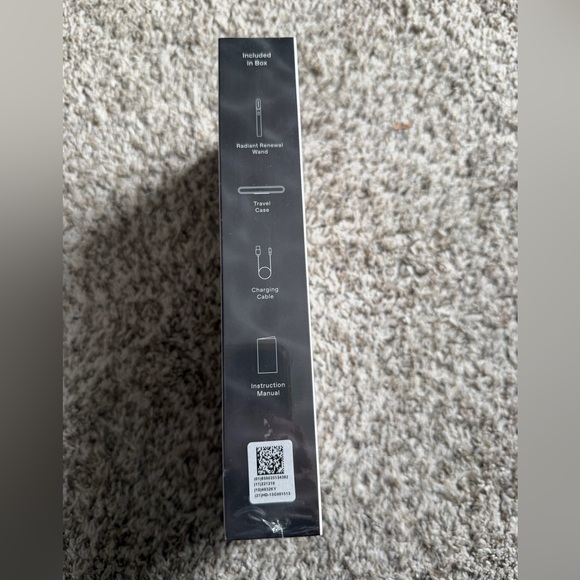 BNIB sealed Solawave Radiant Renewal 4-in-1 Skincare Wand w/ Red Light Therapy - Picture 7 of 12